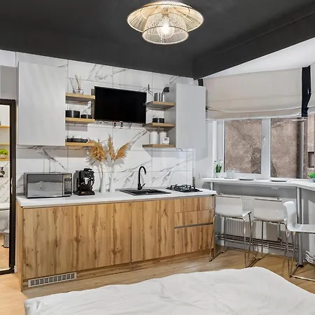 Апартаменты Luxor Studio Old City